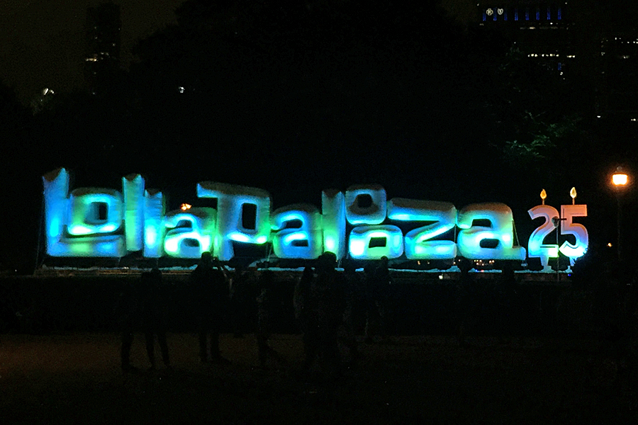 Lofla Sign Crazy Fashion Trends at the Lollapalooza Music Festival