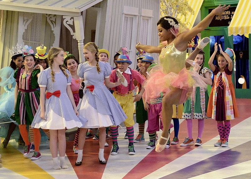 Lizzy Greene Talks Nicky, Ricky, Dicky & Dawn Special