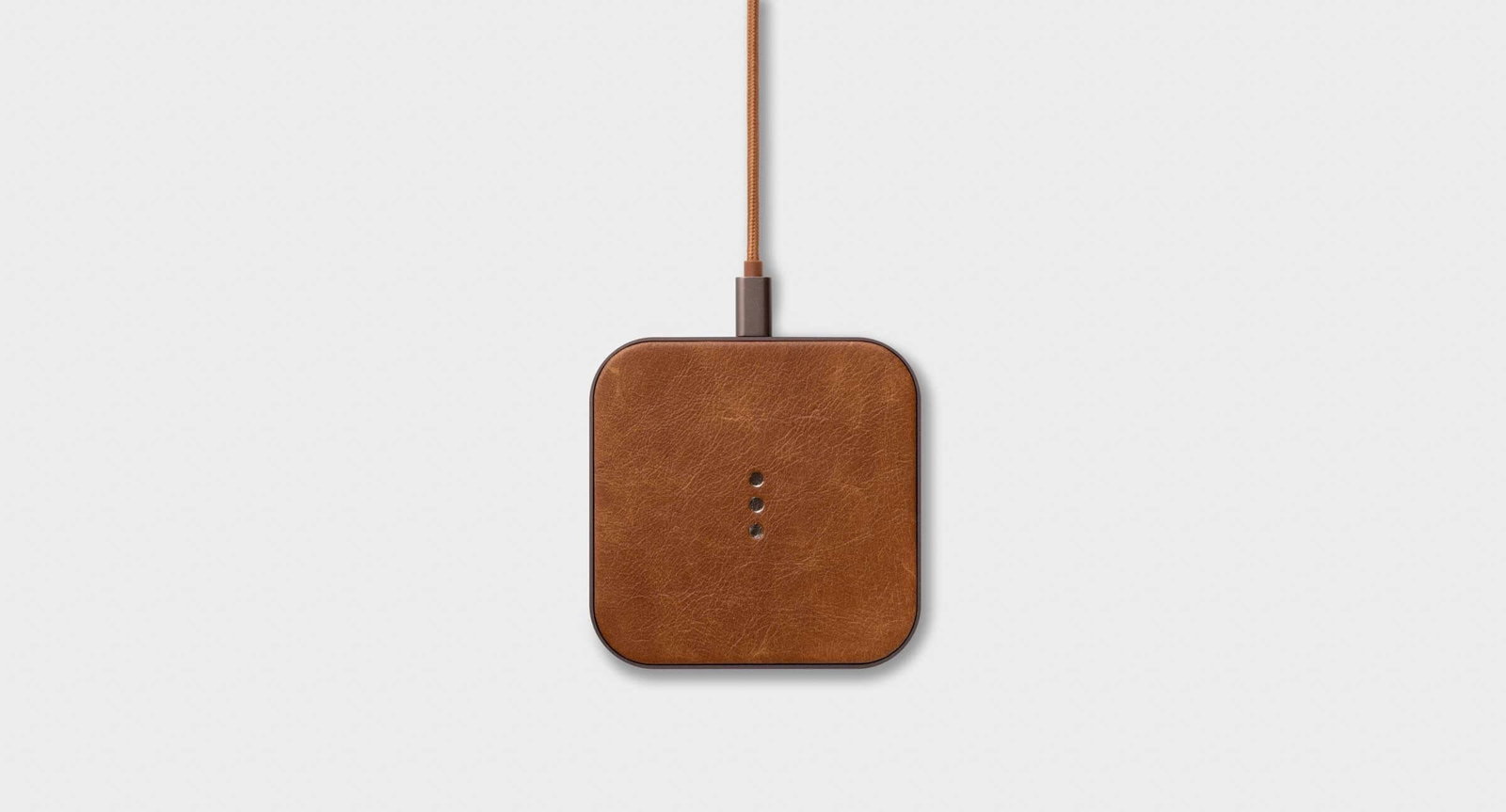 Review of Courant CATCH:1 Wireless Phone Charging Station
