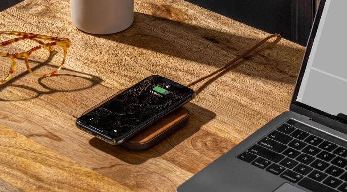 Review of Courant CATCH:1 Wireless Phone Charging Station