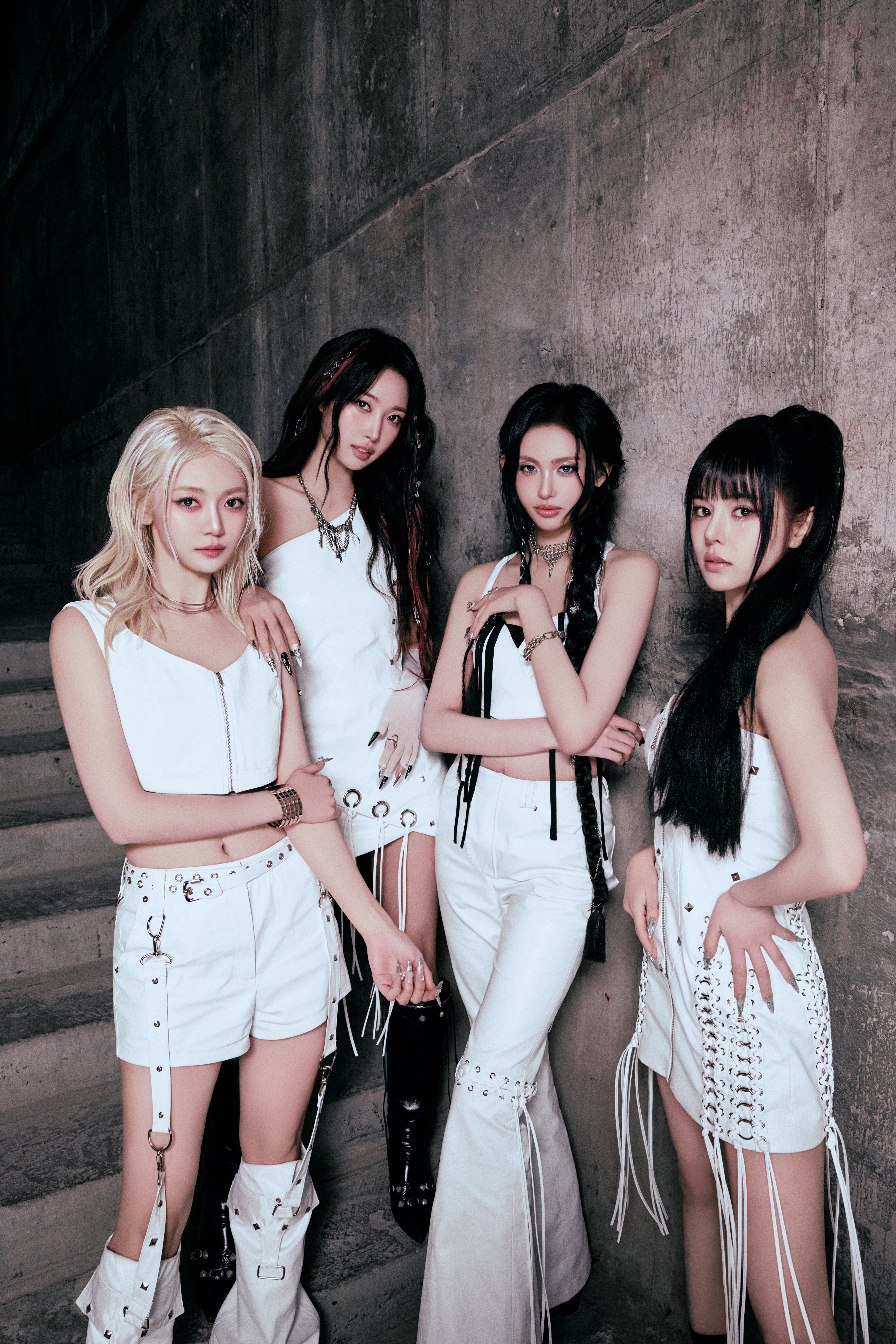 Interview: EVERGLOW on New Chapter, CODE EP & Upcoming Tour